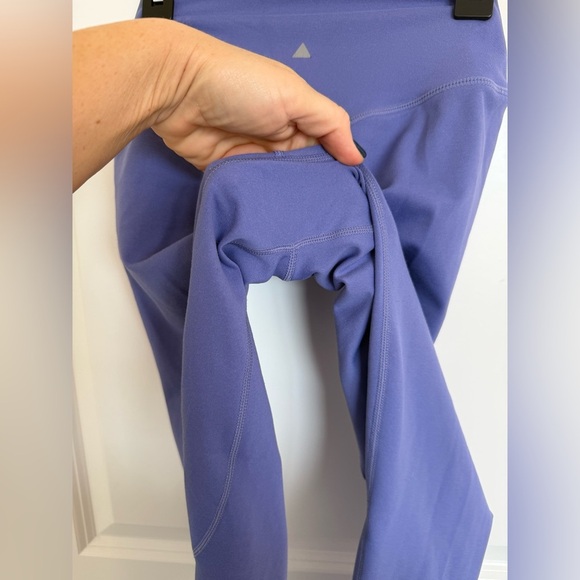 Balance Athletics Vitality 7/8 Leggings Small - Picture 3 of 4